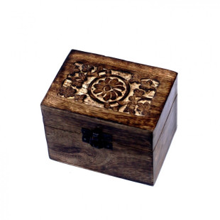 BOX FOR STORING ESSENTIAL OILS