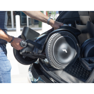 ELECTRIC WHEELCHAIR WHILL C2