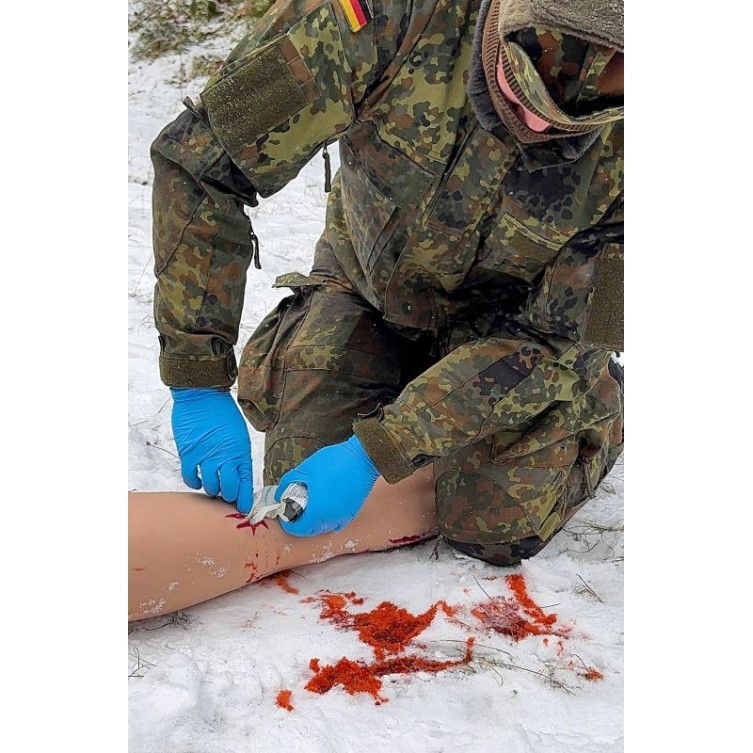 "TRAUMA TIM“ – KOJA SU STIPRIAI KRAUJUOJANČIOMIS ŽAIZDOMIS, Manekenai ir simuliatoriai, ERLER ZIMMER