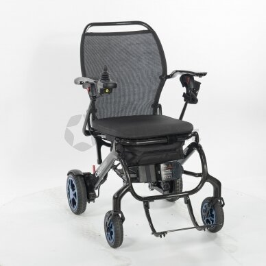 Ultra-light, electric folding wheelchair Q50 R CARBON